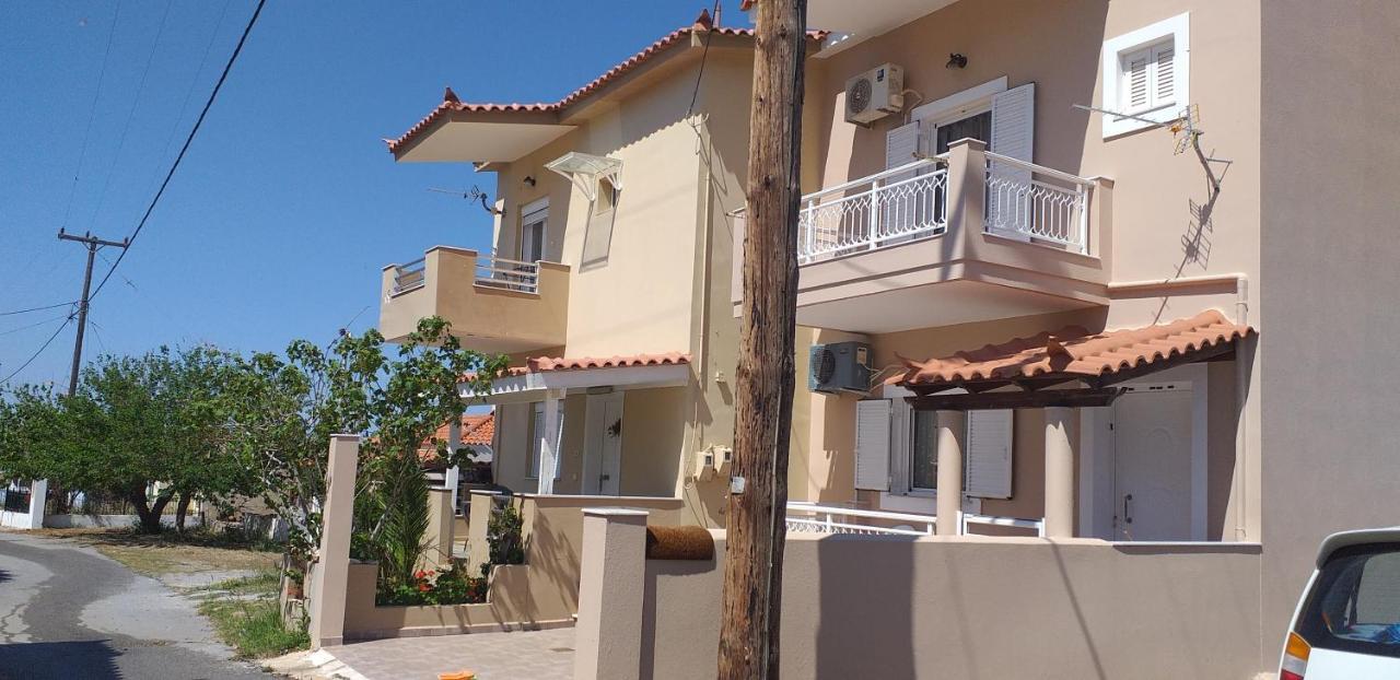 וילה Toulas House *