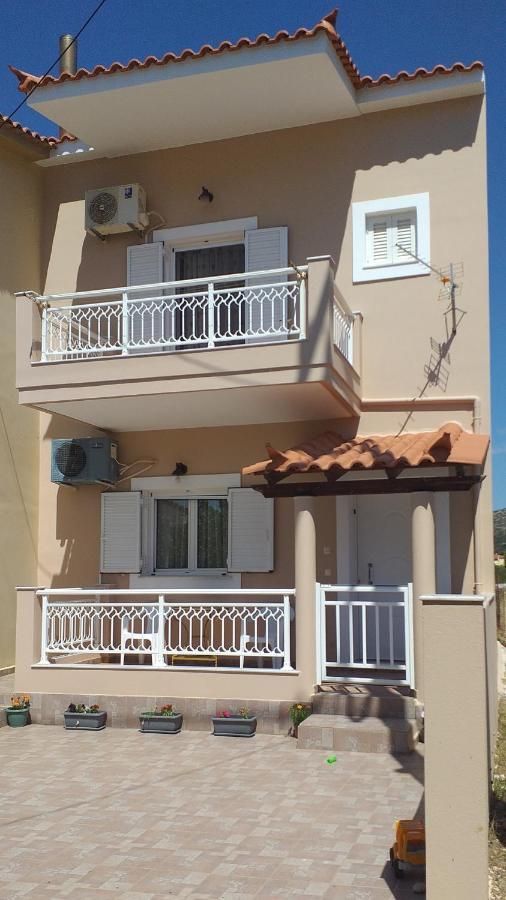 Toulas House *